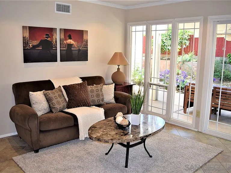 6647 Arundel Pl — Photo 8