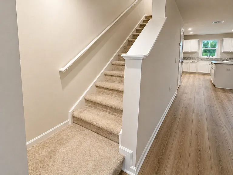 3160 Edgehill Dr — Photo 9