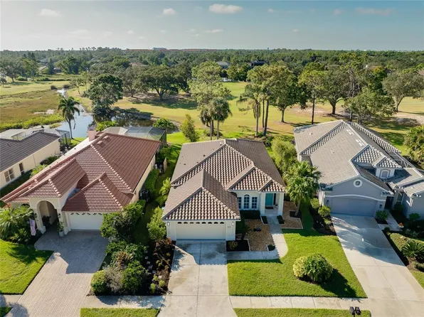 10142 Glenmore Ave, Bradenton, FL 34202