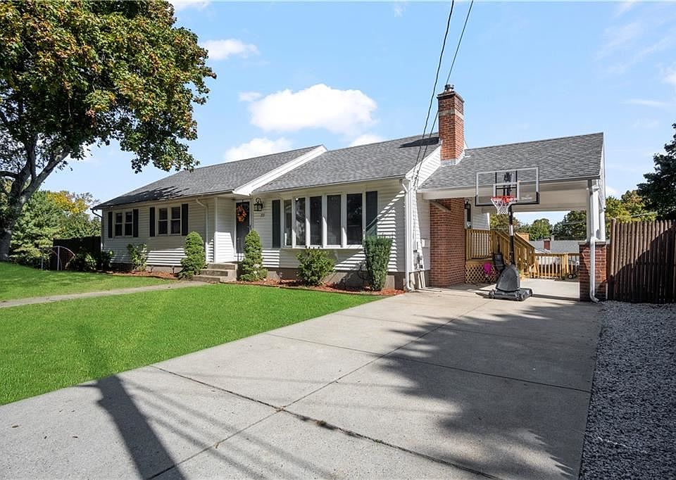 1st image of 22 Colwell Dr
