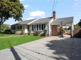 22 Colwell Dr, Johnston, RI 02919