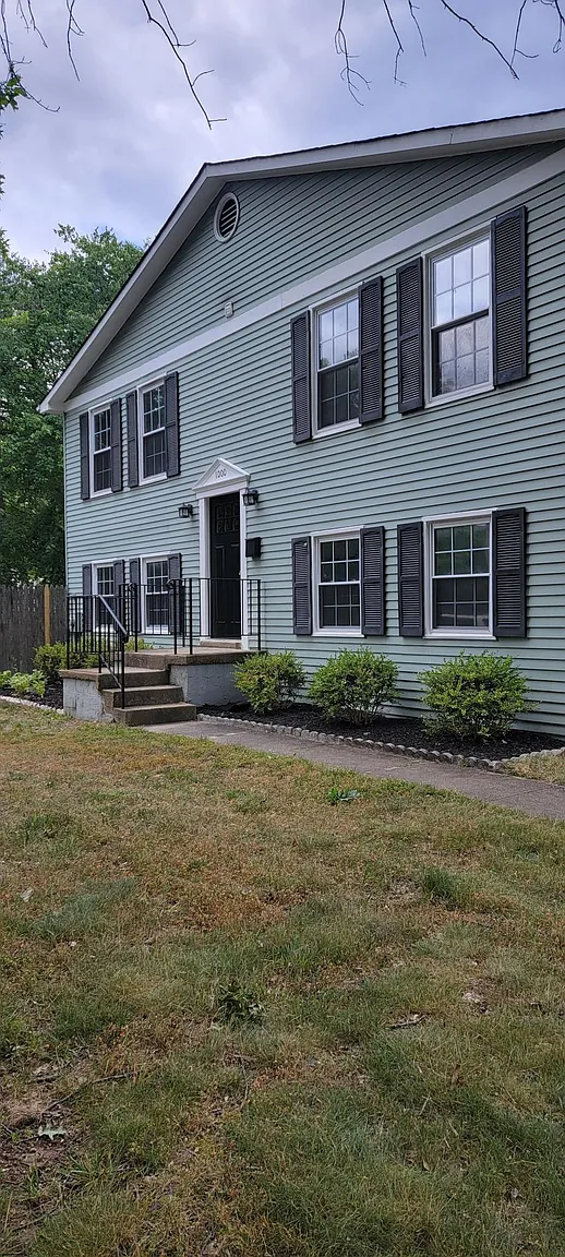 1000 Copperfield Ct photo 1