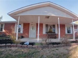 6901 Shelcross Dr, Dayton, OH 45424