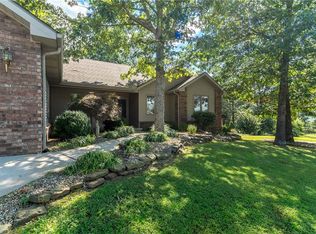 15 Stevenson Ln, Bella Vista, AR 72714