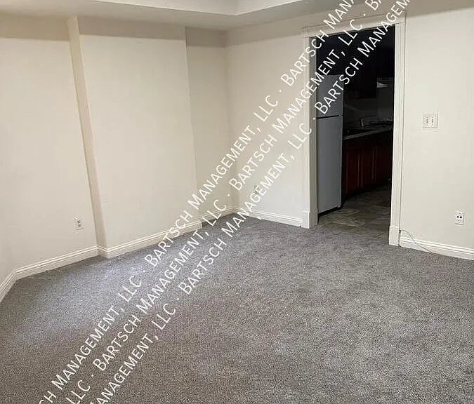 1311 W Madison St #9 — Photo 2