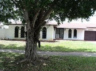 19301 NW 19th Ave, Miami Gardens, FL 33056