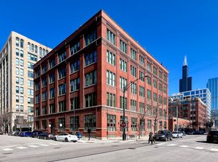 331 S Peoria St APT 101, Chicago, IL 60607