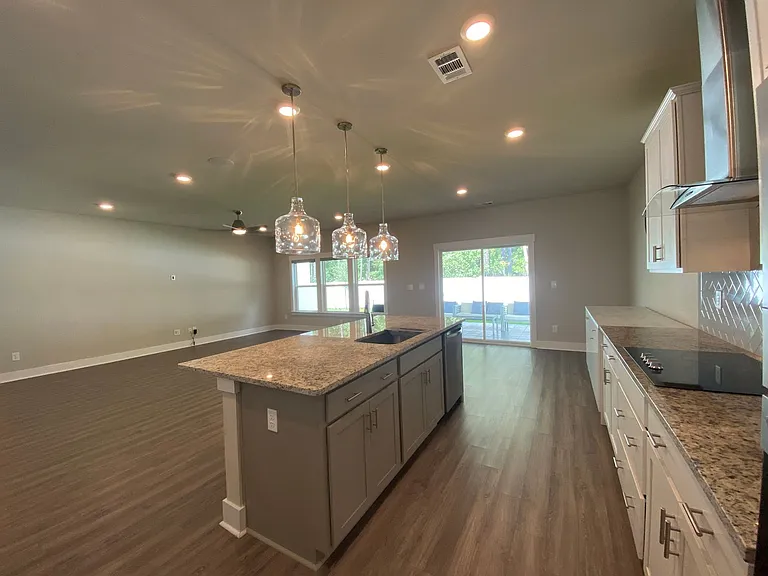 140 Pickett Fence Ln — Photo 6