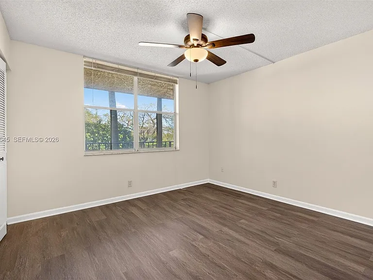 357 N Rock Island Rd #207 — Photo 15