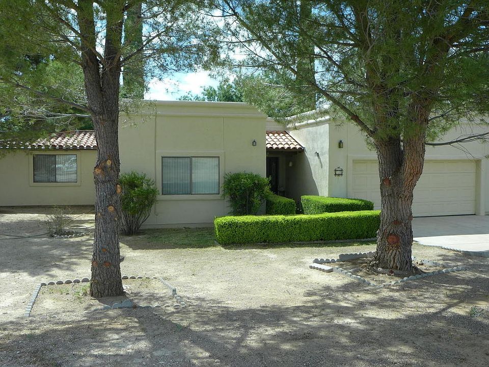 1st image of 38 Black Oak Dr
