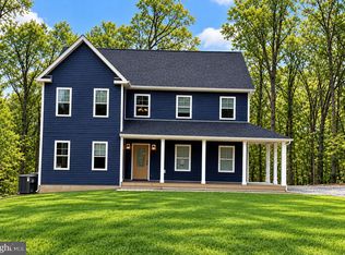 935 Bloomery Pike, Cross Junction, VA 22625