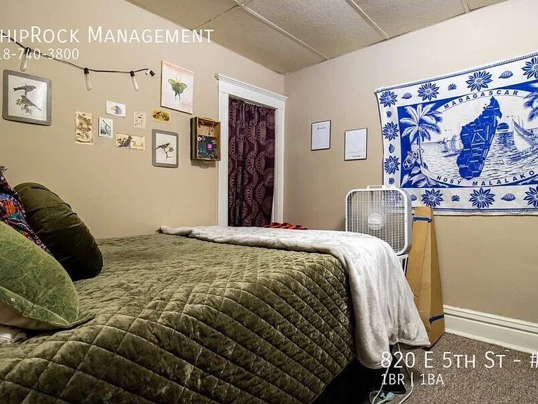 820 E 5th St #1 — Photo 5