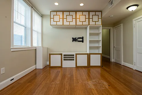 1039 Evarts St NE #2 Photo 1