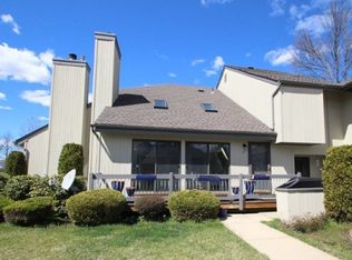 5 Brook St, Somerset, NJ 08873