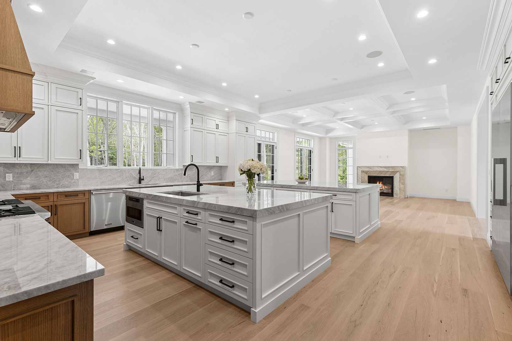 Chef's Kitchen with Double Island