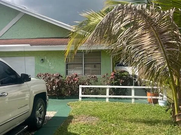 1320 SW 75th Avenue N, North Lauderdale, FL 33068