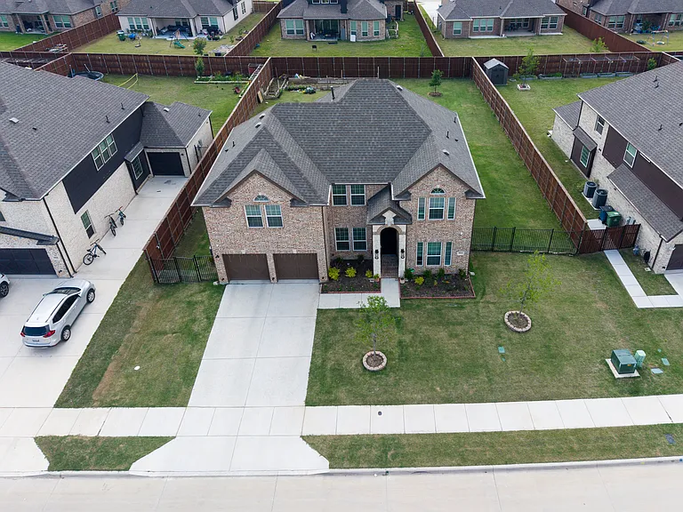 1064 Agape Dr — Photo 36