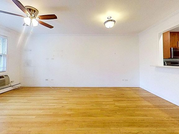 4th image of 625 W Deming Pl #3E