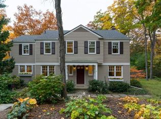 2220 Woodside Rd, Ann Arbor, MI 48104