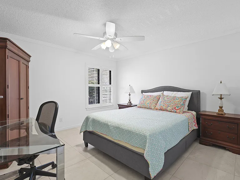 5172 SE Club Way #207 — Photo 27