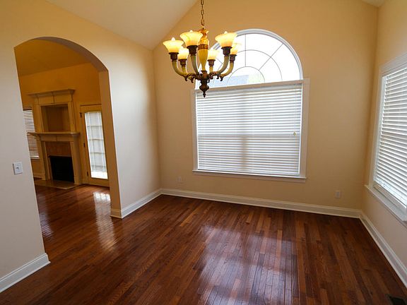4th image of 8626 Sunridge Dr