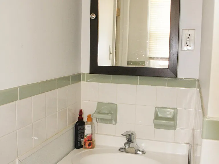 130 Eachus Ave — Photo 7