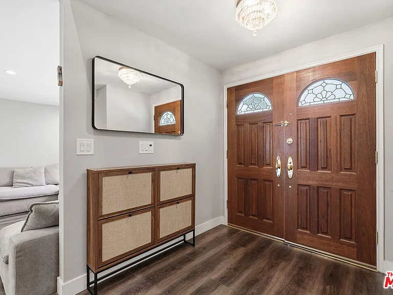 5516 Bluebell Ave — Photo 5