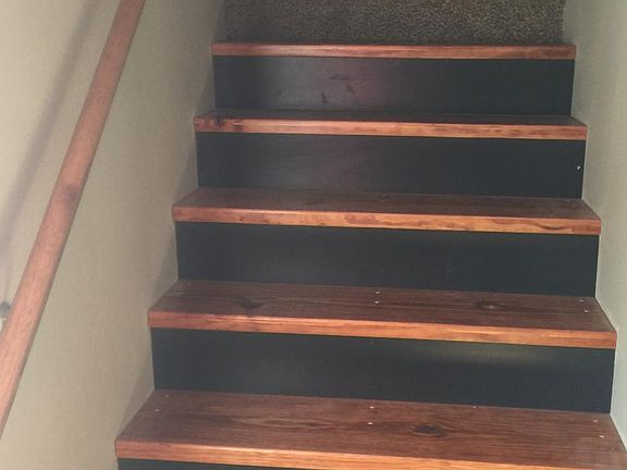 3rd image of 1001 Kenton St #B