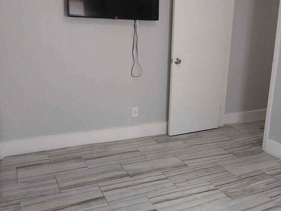 4th image of 1021 NW 30th St #0