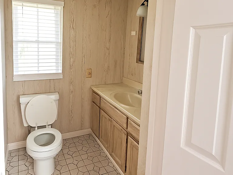 235 Forest Hills Dr — Photo 9