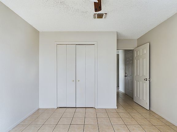 4th image of 905 Mayfield Dr Unit A