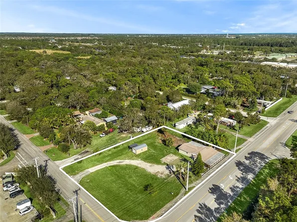 4820 41st St, Vero Beach, FL 32967
