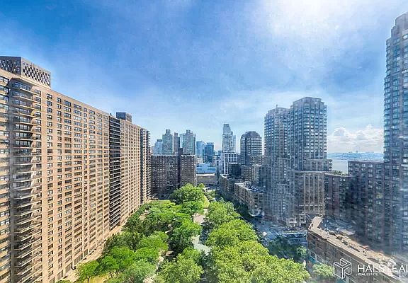 3rd image of 205 W End Ave APT 21A
