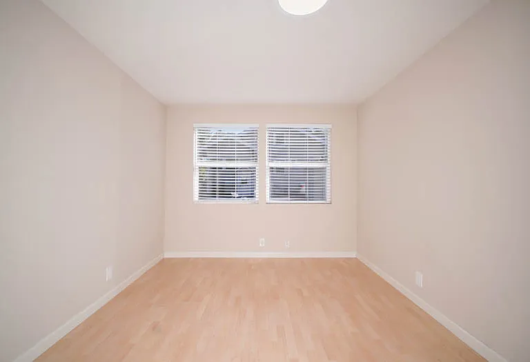 2931 Louis Rd — Photo 8