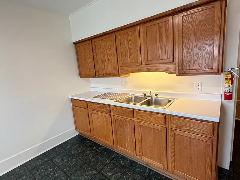 14 Maple Ave #3 — Photo 7