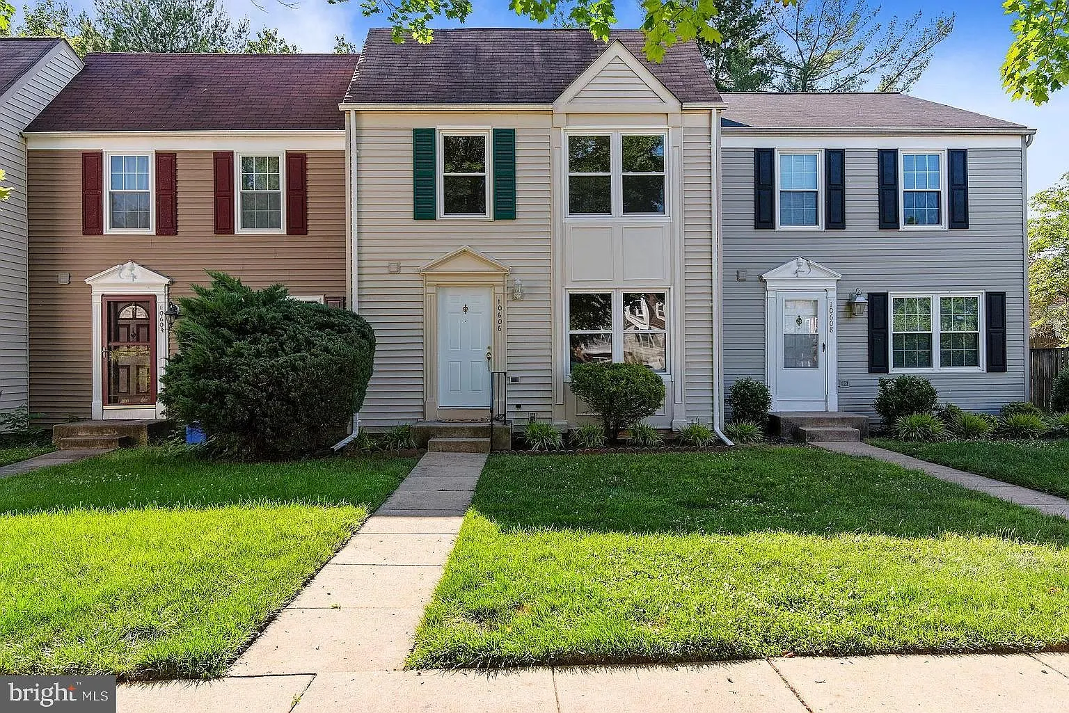 3 bed, 2.5 bath, 1650 sqft, $2,700 — Photo 1