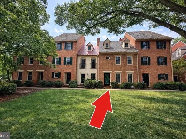 1306 Kenmore Ave #4, Fredericksburg, VA 22401