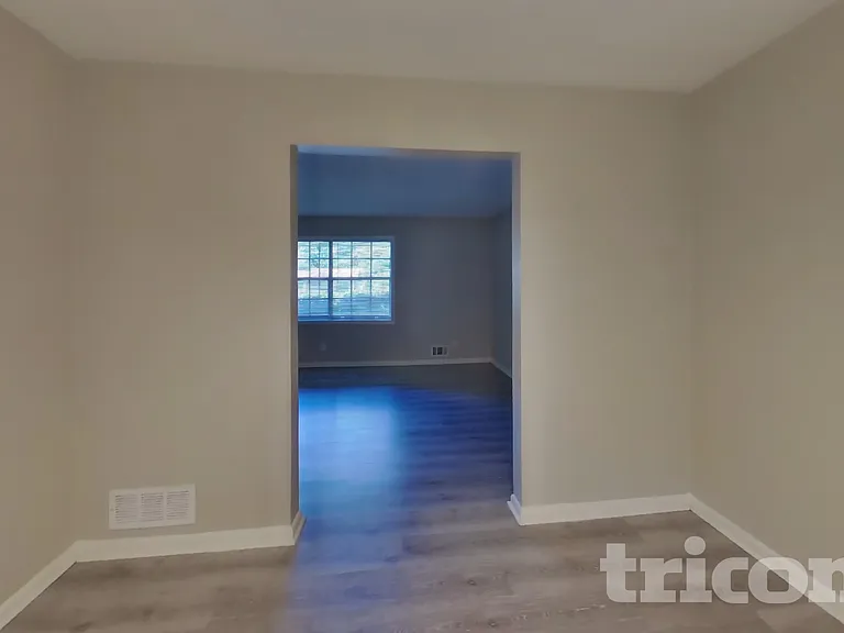 2270 Emerald Castle Dr — Photo 4