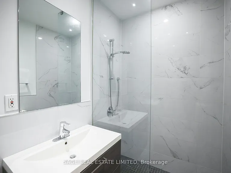 8 Brookmount Rd #2 — Photo 14