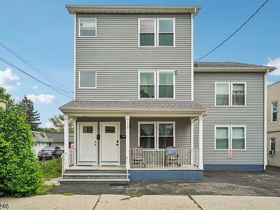 2nd image of 108 10Th St