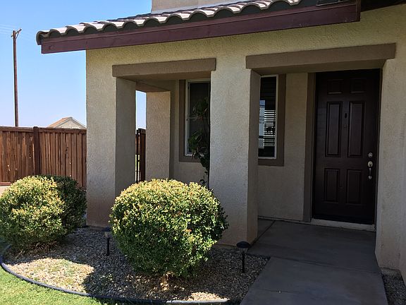 2nd image of 712 Sunrise Ct