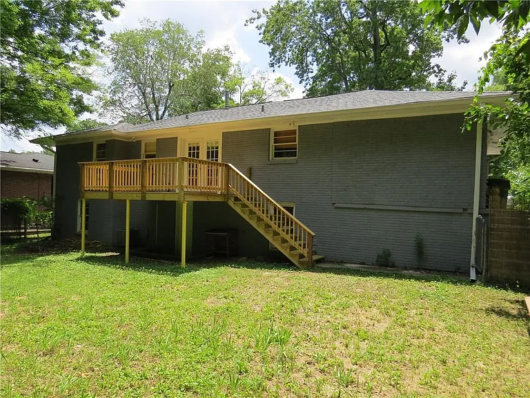 1570 Van Epps St SE — Photo 17