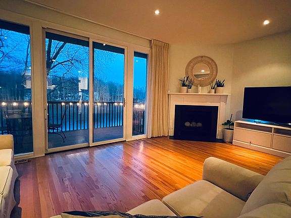 First floor: living room