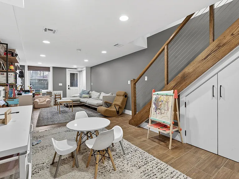 926 Park Ave — Photo 31