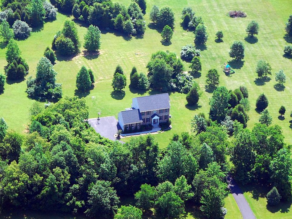 2nd image of 16219 Bellevue Dr