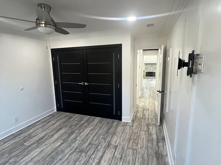 18828 Jersey Ave #1/2 — Photo 34
