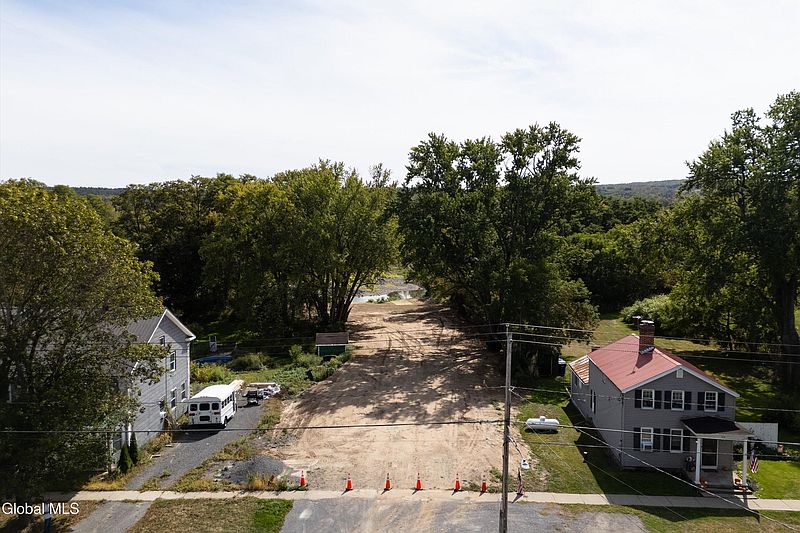 2nd image of 156 Main Street