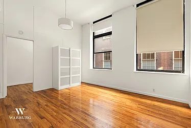 Rented by Warburg