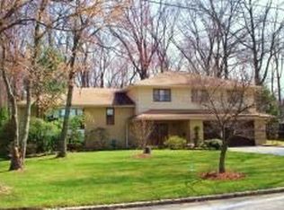 89 Frances Dr, Clark, NJ 07066