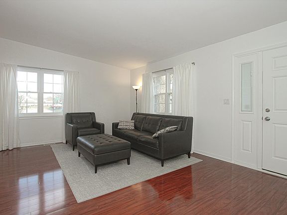 2nd image of 51 Basswood Dr #51